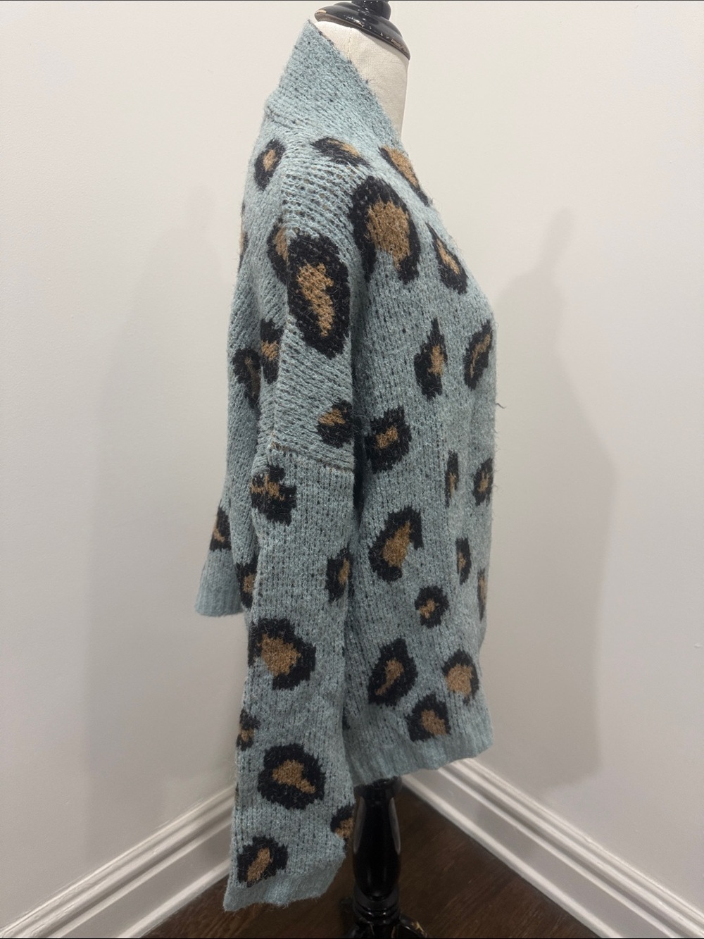 Hem & Thread Angora Blend Blue Green Leopard Print Open Cardigan Sweater S/M - Picture 4 of 8